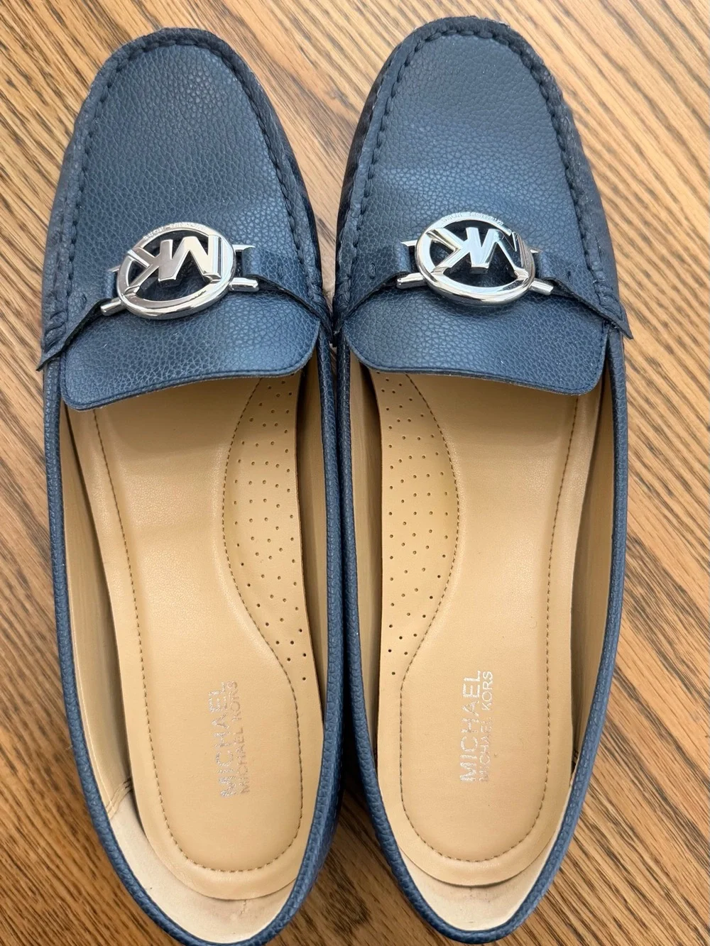 MICHAEL Michael Kors Women’s Navy Leather Logo Moccasin Loafers